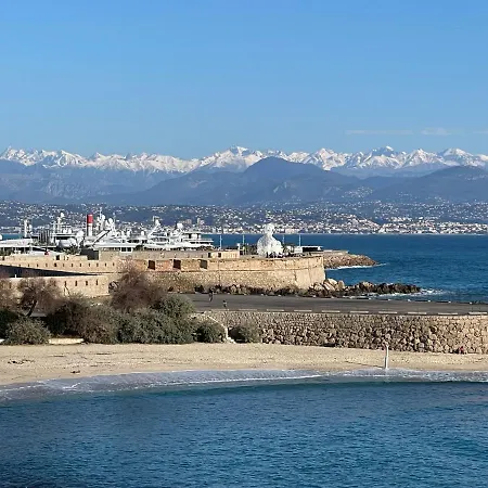 Rue Guillaumont Heart Of Old Semesterbostad *